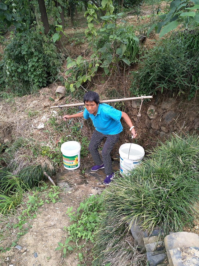 陕西今年计划解决70万农村贫困群众饮水困难问题